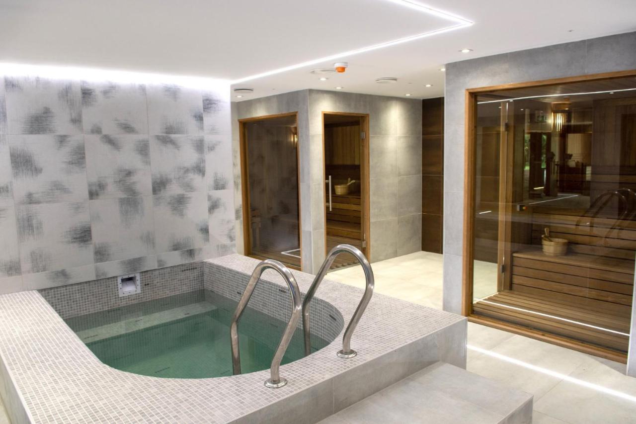 Mf Port Azur Wellness Apartments Siófok Exterior foto